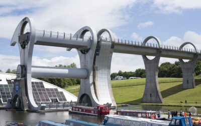 Dropping everything for rural wellbeing: Brave team take on Falkirk Wheel abseil for Farmstrong Scotland